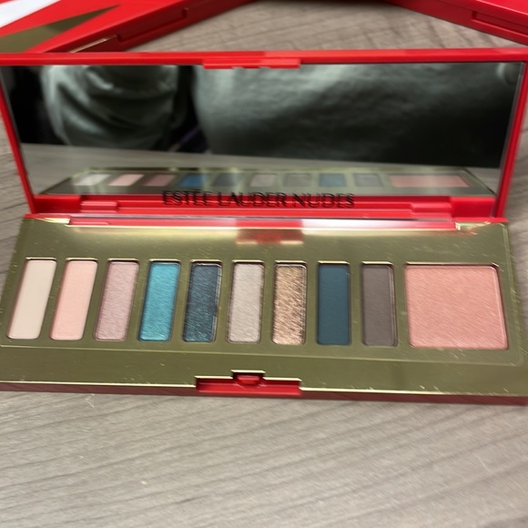 Out of stock FREE ! W / 20.00 purchase while supplies last - Picture 2 of 6